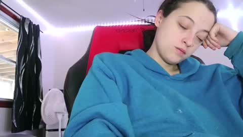 bambiboo8113 online show from 02-12-25, 08:18