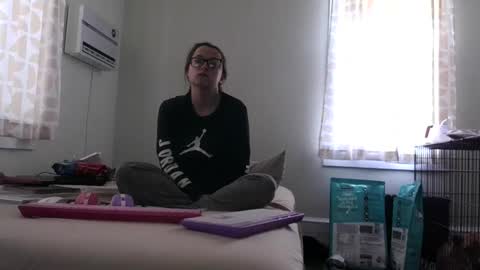 bambiboo8113 online show from 12-16-25, 08:03