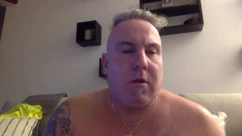 banana5289 online show from 02-20-25, 09:53