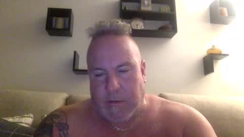 banana5289 online show from 04-20-26, 01:19