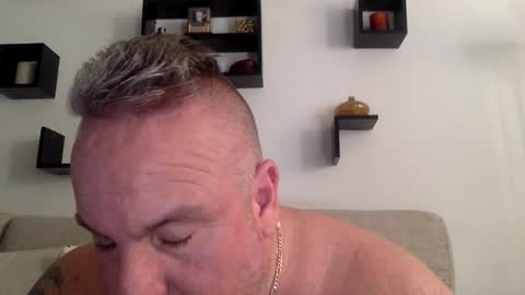 banana5289 online show from 04-21-26, 08:23