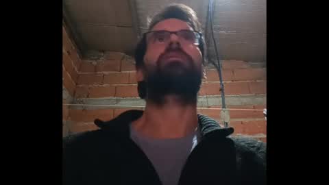 Ezequiel online show from 05-19-26, 01:56
