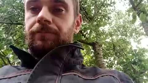 bananek online show from 10-04-25, 08:23