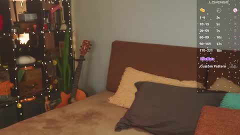 Ellen and  online show from 04-15-26, 07:48