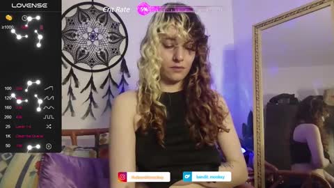 Snapshot of bandit_monkey chatting on 02-27-25, 04:41 V E R O N I C A online show from 02-27-25, 04:41