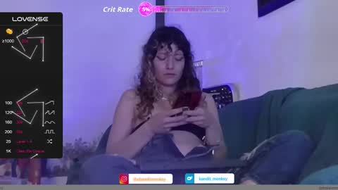 Snapshot of bandit_monkey chatting on 12-05-25, 06:00 V E R O N I C A online show from 12-05-25, 06:00