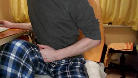 Snapshot of banschie chatting on 02-13-25, 10:54 online show from 02-13-25, 10:54