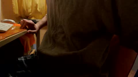 Snapshot of banschie chatting on 02-26-25, 11:15 online show from 02-26-25, 11:15