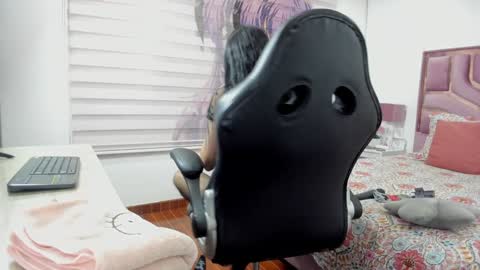 Snapshot of baphy_baby chatting on 01-16-25, 08:57 Gabi online show from 01-16-25, 08:57