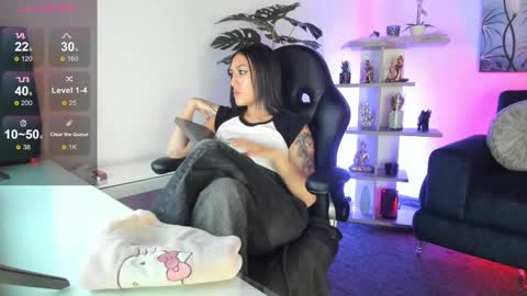 Snapshot of baphy_baby chatting on 09-24-25, 12:14 Gabi online show from 09-24-25, 12:14