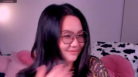 Barbie Kim online show from 04-19-26, 03:28