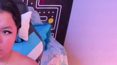 Snapshot of barbara_honey chatting on 02-20-25, 12:36 Barbara online show from 02-20-25, 12:36