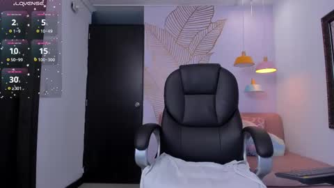 Barbara  online show from 03-08-25, 03:28