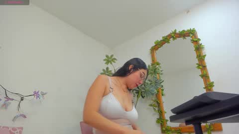 Snapshot of barbaraknox_ chatting on 03-08-26, 06:34 Barbara online show from 03-08-26, 06:34