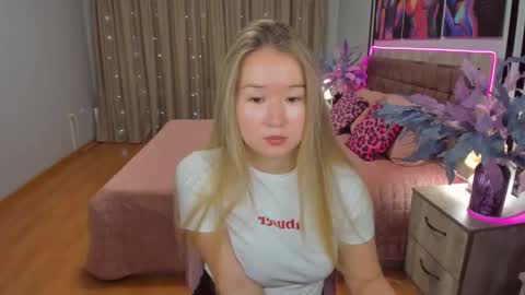 Snapshot of barbaramiles chatting on 11-07-25, 09:42 Barbara online show from 11-07-25, 09:42