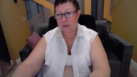 barbaraturners online show from 01-09-25, 01:39