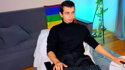 Snapshot of barbarboss chatting on 12-03-25, 07:27 John online show from 12-03-25, 07:27