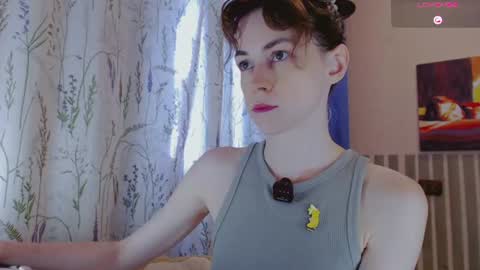 Snapshot of barbarian_girl chatting on 07-18-26, 10:41 Amina online show from 07-18-26, 10:41