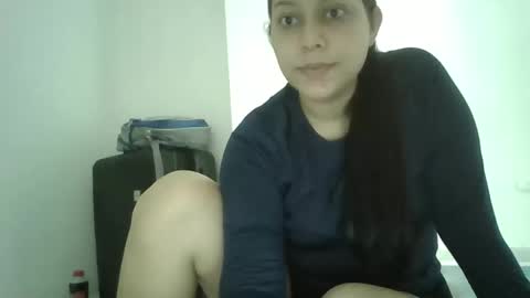 Snapshot of barbiabboud18 chatting on 05-12-26, 06:16 Barbi abboud online show from 05-12-26, 06:16