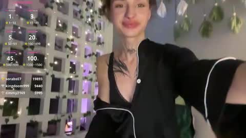 Snapshot of barbie_bi chatting on 01-23-25, 02:17 My name is Molly. Please say hello I like talking to you. If you have any wishes or obscene desires please use the tip menu online show from 01-23-25, 02:17