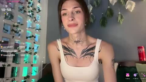 Snapshot of barbie_bi chatting on 01-24-25, 10:43 My name is Molly. Please say hello I like talking to you. If you have any wishes or obscene desires please use the tip menu online show from 01-24-25, 10:43