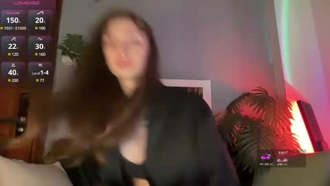 Snapshot of barbie_bi chatting on 02-28-25, 06:20 My name is Molly. Please say hello I like talking to you. If you have any wishes or obscene desires please use the tip menu online show from 02-28-25, 06:20