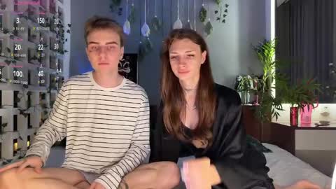 Snapshot of barbie_bi chatting on 03-01-25, 07:48 My name is Molly. Please say hello I like talking to you. If you have any wishes or obscene desires please use the tip menu online show from 03-01-25, 07:48