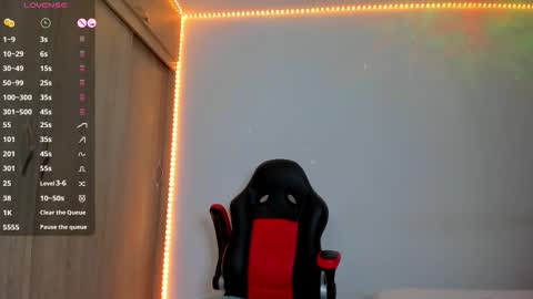 Nicolle  online show from 01-31-26, 07:11