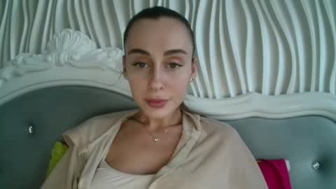Snapshot of barbie_giirls_ chatting on 05-05-26, 04:59 Kate online show from 05-05-26, 04:59
