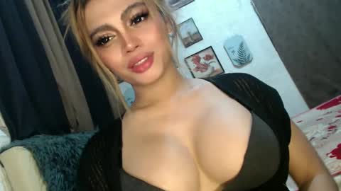 Snapshot of barbie_ivana chatting on 12-22-24, 05:56 barbei online show from 12-22-24, 05:56