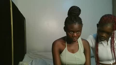 queen online show from 09-18-25, 01:57