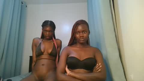 queen online show from 12-02-25, 11:00