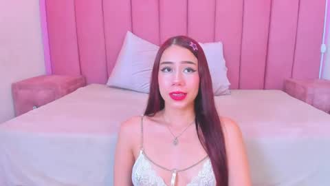 Snapshot of barbiegirl___ chatting on 05-31-26, 03:36 barbiegirl___ online show from 05-31-26, 03:36