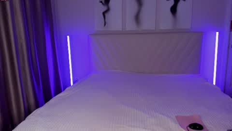  Emma online show from 06-28-26, 08:37