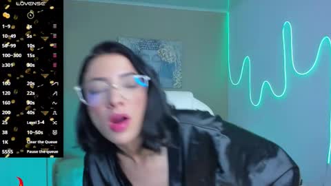 Barbie Scot online show from 10-19-25, 06:08