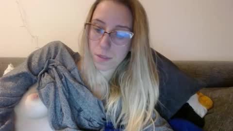 Lena online show from 03-26-26, 06:24