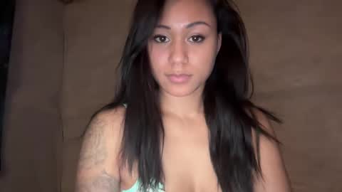 Snapshot of baristachicka28 chatting on 03-02-25, 03:45 chicka online show from 03-02-25, 03:45