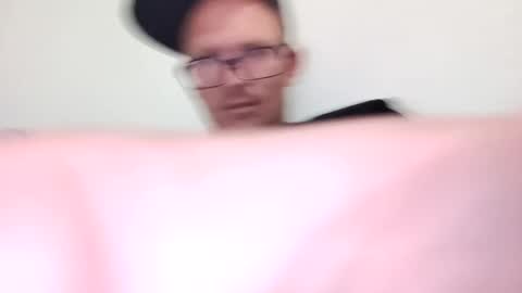 Snapshot of barniemay1 chatting on 03-04-25, 03:22 barniemay1 online show from 03-04-25, 03:22