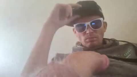 Snapshot of barniemay1 chatting on 03-08-25, 12:33 barniemay1 online show from 03-08-25, 12:33