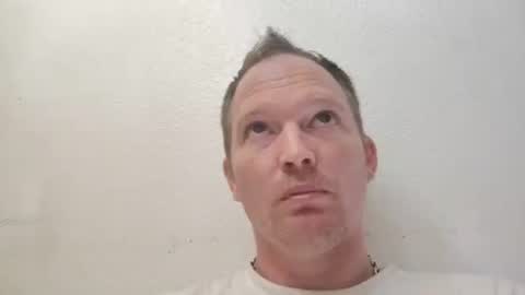 Snapshot of barniemay1 chatting on 09-21-25, 10:33 barniemay1 online show from 09-21-25, 10:33