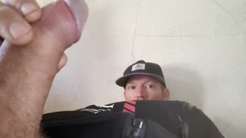 Snapshot of barniemay1 chatting on 06-20-26, 11:29 barniemay1 online show from 06-20-26, 11:29