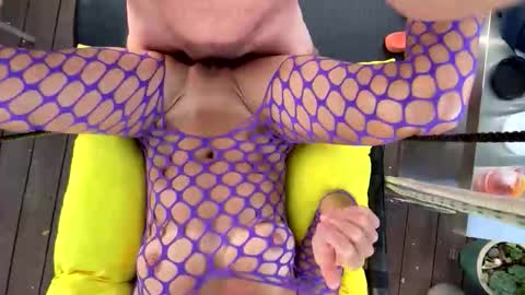 Snapshot of barrymccockinher22 chatting on 11-04-25, 10:53 Tasten Spike online show from 11-04-25, 10:53