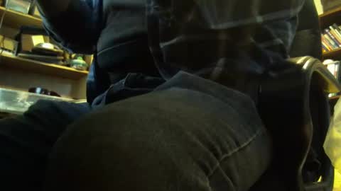 Snapshot of bartender3127 chatting on 01-08-25, 04:44 bartender3127 online show from 01-08-25, 04:44