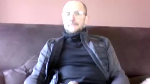 Snapshot of basiccamguy chatting on 01-30-25, 09:36 basiccamguy online show from 01-30-25, 09:36