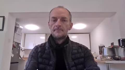 Snapshot of basiccamguy chatting on 11-04-25, 08:46 basiccamguy online show from 11-04-25, 08:46