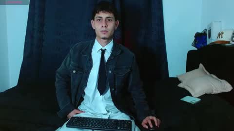 Snapshot of bastiaan_28 chatting on 11-22-25, 03:05 Bastian online show from 11-22-25, 03:05