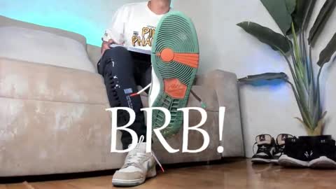 Bastian Independent Model online show from 02-11-26, 12:10