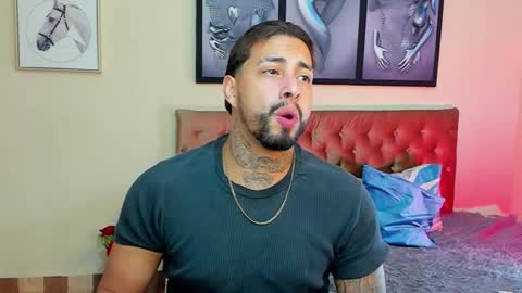 Snapshot of bastian_jones1 chatting on 01-12-25, 11:36 bastian_jones1 online show from 01-12-25, 11:36