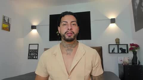 Snapshot of bastian_jones1 chatting on 09-25-25, 11:19 bastian_jones1 online show from 09-25-25, 11:19