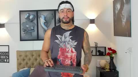 Snapshot of bastian_jones1 chatting on 10-06-25, 07:00 bastian_jones1 online show from 10-06-25, 07:00